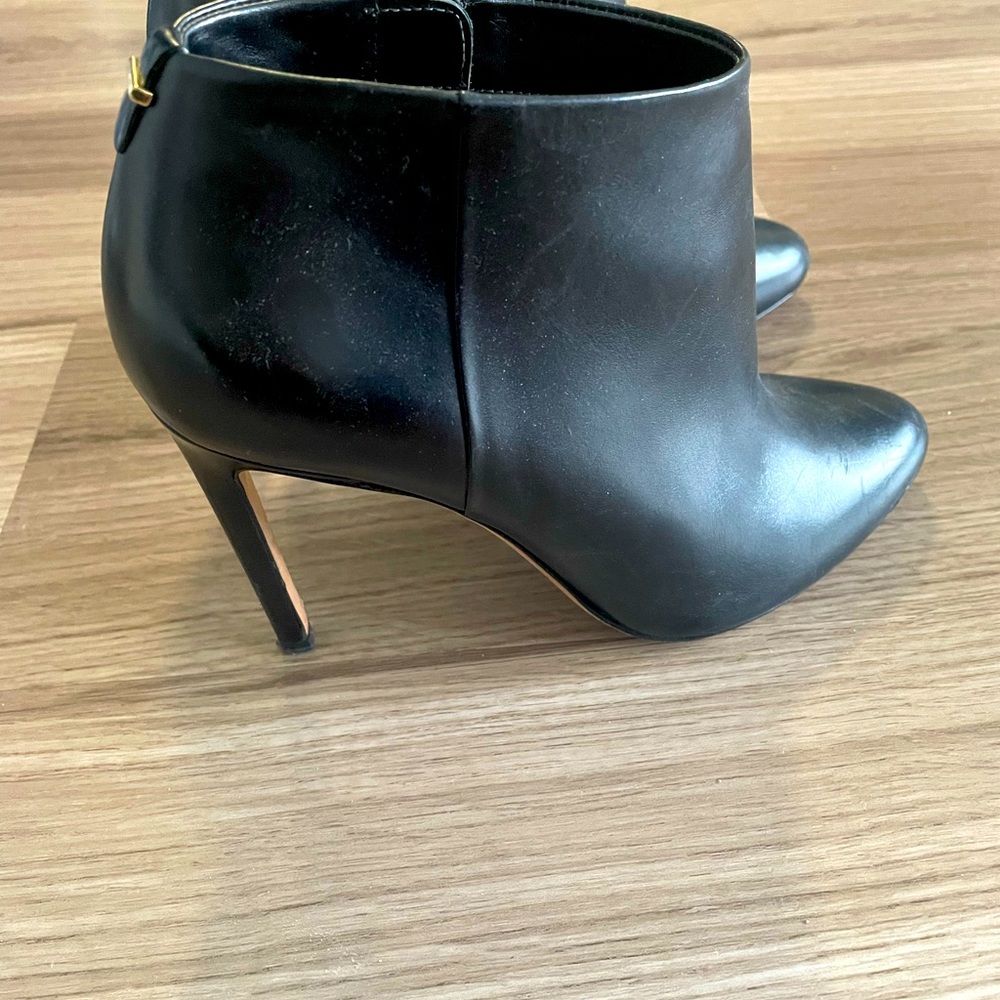 HUGO BOSS BOOTIES 38